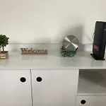 Apartamento Em Itagua - Otima Localizacao