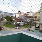 Apartamento Em Itagua - Otima Localizacao